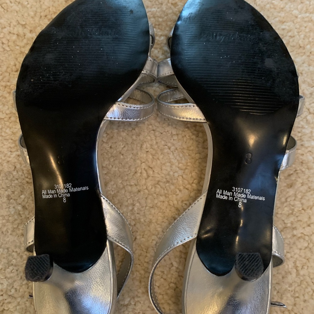 Kelly & Katie Silver Open-toe Heels size 8 - Picture 4 of 4